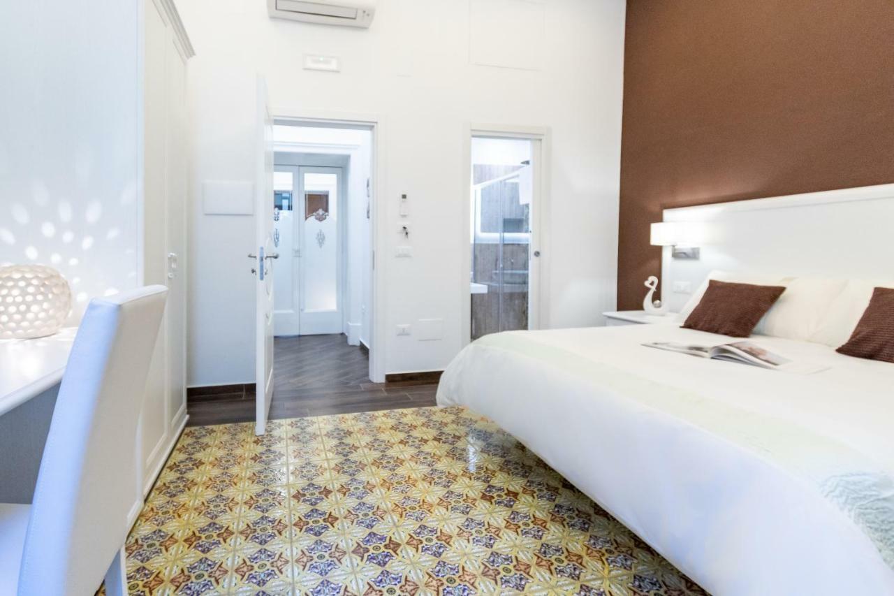 Suites Sorrento Elegance Exterior foto