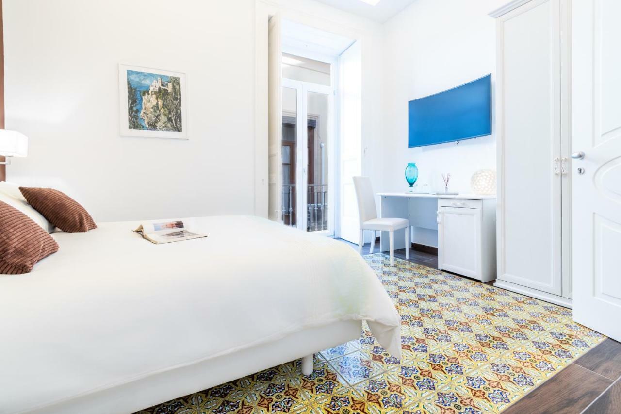 Suites Sorrento Elegance Exterior foto